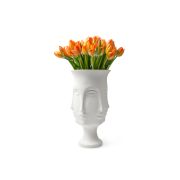 DORA MAAR URN